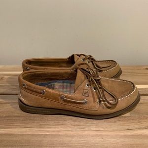 Sperry leather boat shoes